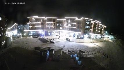 Revelstoke Mountain: Village (revelstokemountainresort.com)