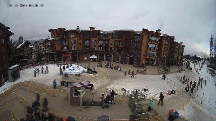 Revelstoke Mountain: Village (revelstokemountainresort.com)