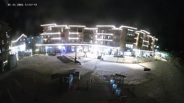 Webcam Revelstoke Mountain: Village