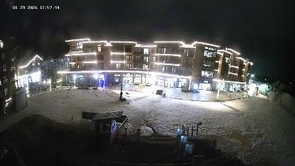 Revelstoke Mountain: Village (revelstokemountainresort.com)