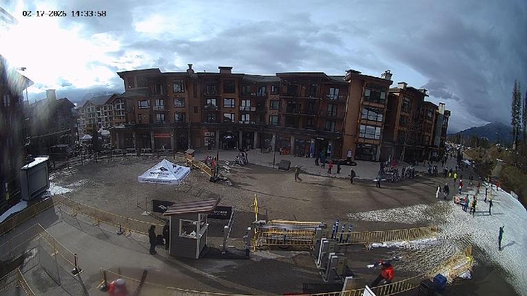 Webcam Revelstoke Mountain: Village
