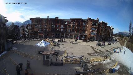 Revelstoke Mountain: Village (revelstokemountainresort.com)