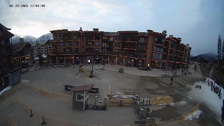 Webcam Revelstoke Mountain: Village