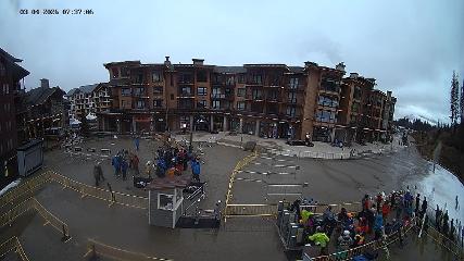 Revelstoke Mountain: Village (revelstokemountainresort.com)