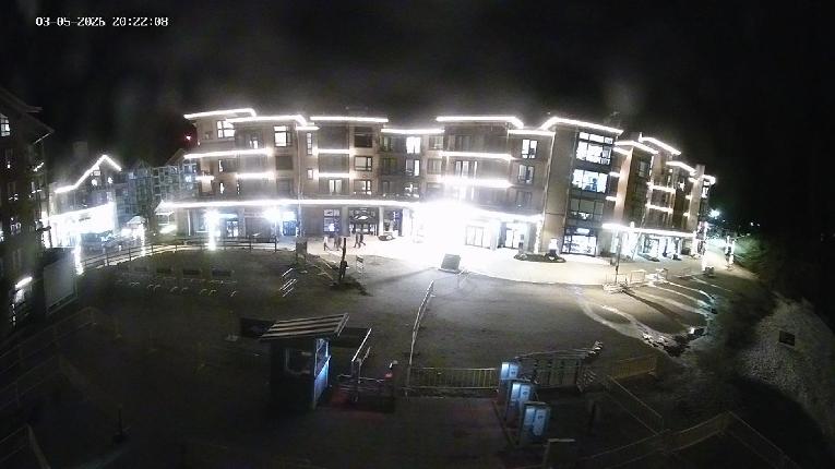 Webcam Revelstoke Mountain: Village