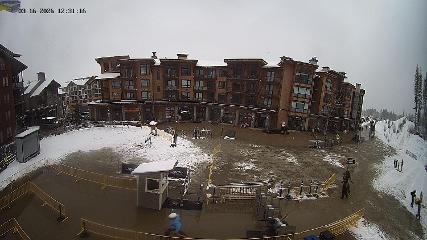 Revelstoke Mountain: Village (revelstokemountainresort.com)