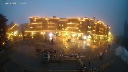 Revelstoke Mountain: Village (revelstokemountainresort.com)