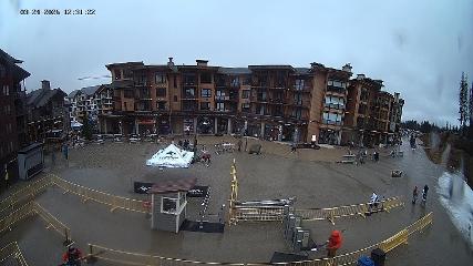 Revelstoke Mountain webcam