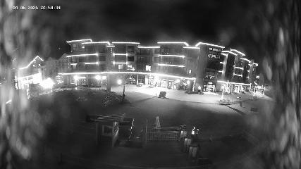 Revelstoke Mountain: Village (revelstokemountainresort.com)