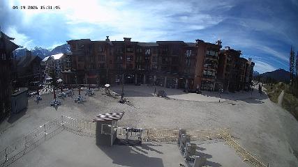 Revelstoke Mountain: Village (revelstokemountainresort.com)