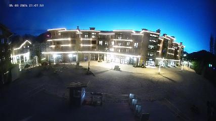 Revelstoke Mountain: Village (revelstokemountainresort.com)