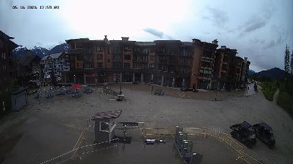 Revelstoke Mountain: Village (revelstokemountainresort.com)