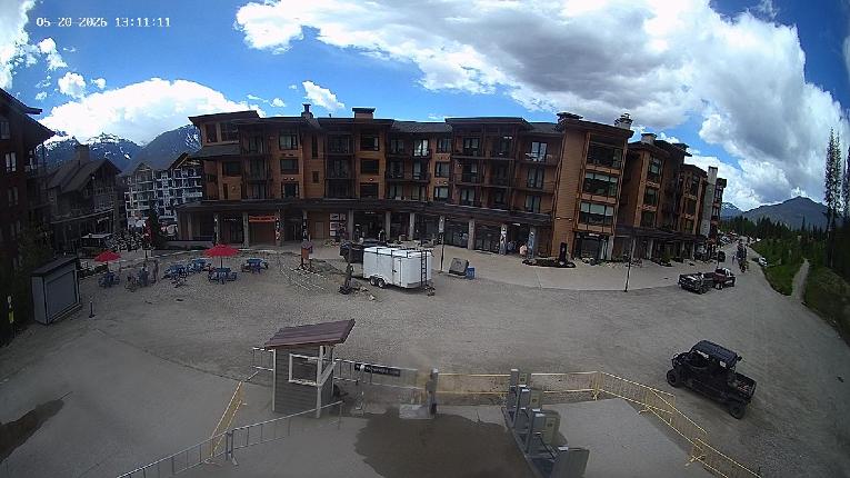 Webcam Revelstoke Mountain: Village