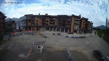 Revelstoke Mountain: Village (revelstokemountainresort.com)