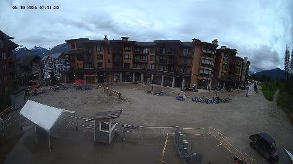 Revelstoke Mountain: Village (revelstokemountainresort.com)
