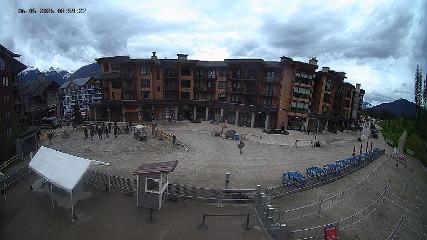 Revelstoke Mountain: Village (revelstokemountainresort.com)