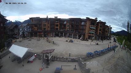 Revelstoke Mountain webcam