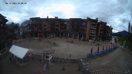 Revelstoke Mountain: Village (revelstokemountainresort.com)