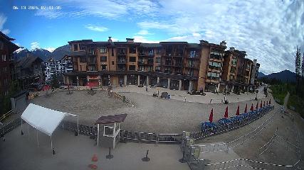 Revelstoke Mountain webcam