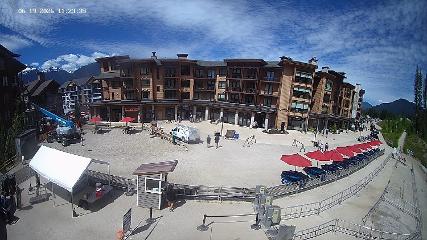 Revelstoke Mountain webcam