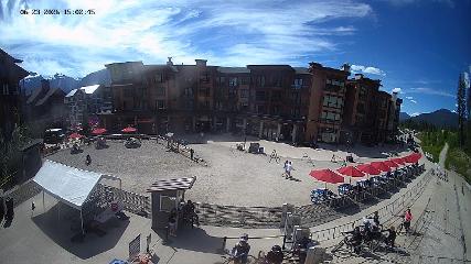 Revelstoke Mountain: Village (revelstokemountainresort.com)