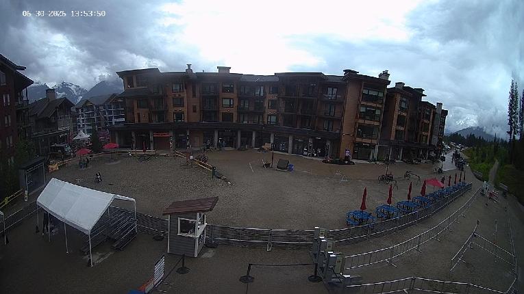 Webcam Revelstoke Mountain: Village