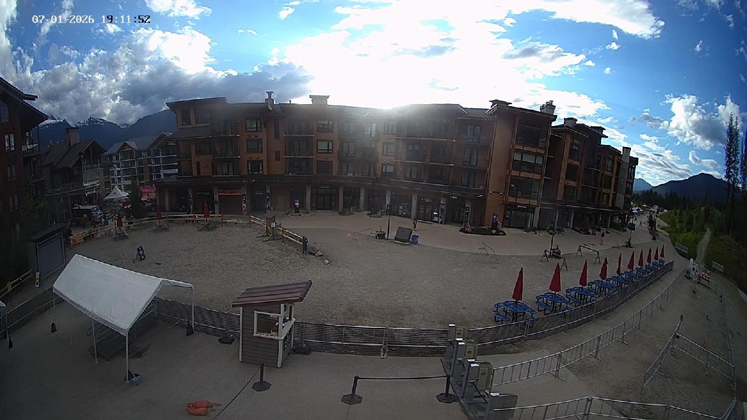 Webcam Revelstoke Mountain: Village