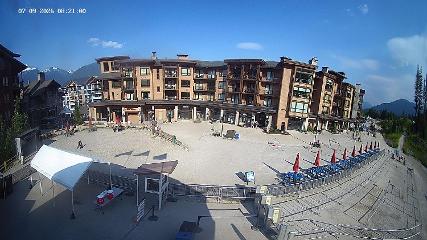 Revelstoke Mountain: Village (revelstokemountainresort.com)