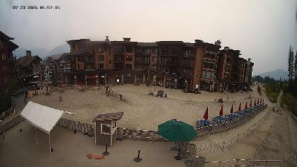 Revelstoke Mountain: Village (revelstokemountainresort.com)
