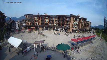 Revelstoke Mountain: Village (revelstokemountainresort.com)