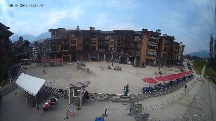 Revelstoke Mountain: Village (revelstokemountainresort.com)