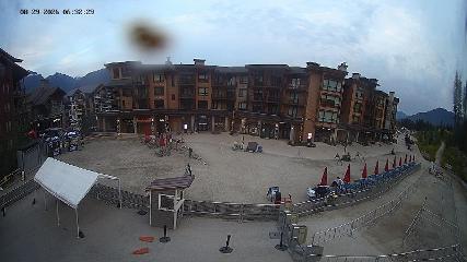 Revelstoke Mountain: Village (revelstokemountainresort.com)