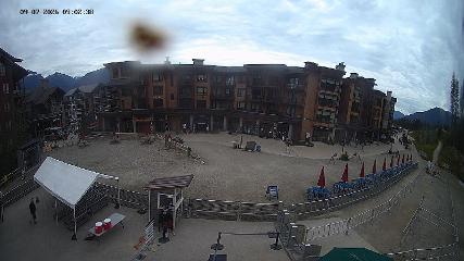 Revelstoke Mountain: Village (revelstokemountainresort.com)