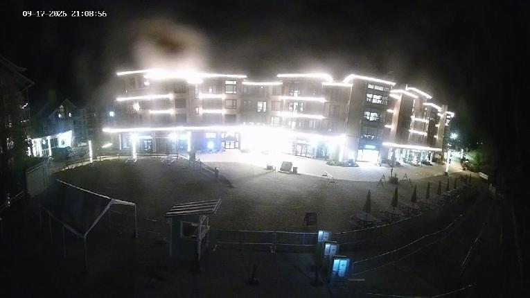 Webcam Revelstoke Mountain: Village