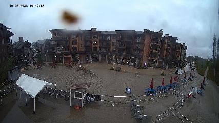Revelstoke Mountain: Village (revelstokemountainresort.com)