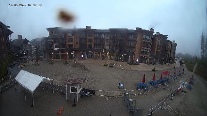 Revelstoke Mountain: Village (revelstokemountainresort.com)