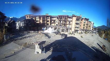 Revelstoke Mountain: Village (revelstokemountainresort.com)