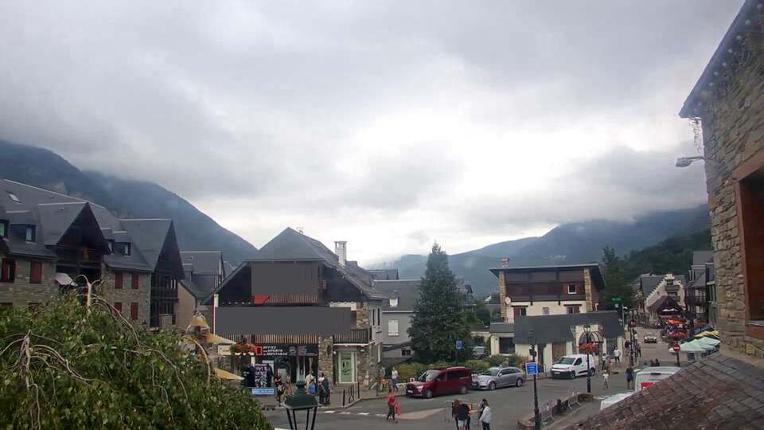Webcam Saint Lary: Village 2