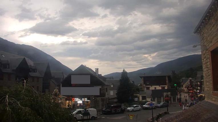 Webcam Saint Lary: Village 2