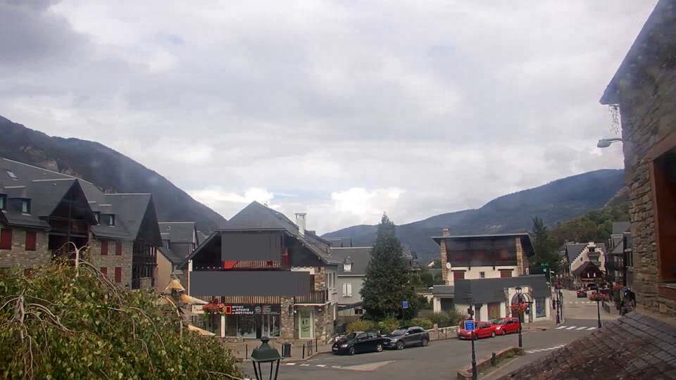 Webcam Saint Lary: Village 2
