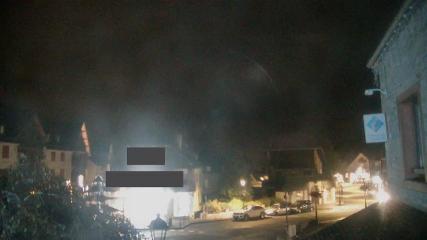 Saint Lary: Village  (altiservice.com)