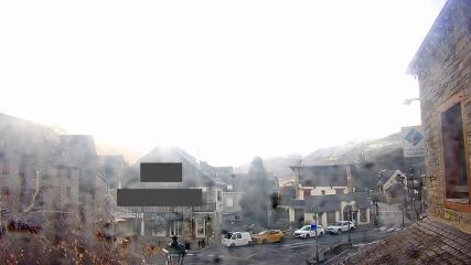 Saint Lary: Village  (altiservice.com)