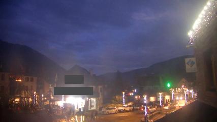 Saint Lary: Village  (altiservice.com)