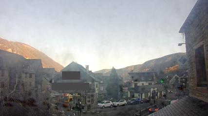 Saint Lary: Village  (altiservice.com)