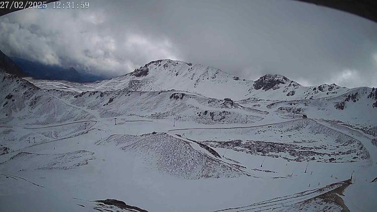 Webcam San Isidro: Cebolledo 2000m