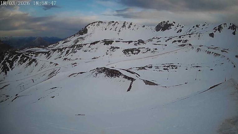 Webcam San Isidro: Cebolledo 2000m