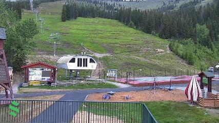 Schweitzer Mountain Resort: The Village (schweitzer.com)