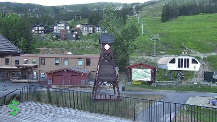 Schweitzer Mountain Resort: The Village (schweitzer.com)