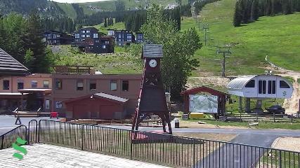 Schweitzer Mountain Resort: The Village (schweitzer.com)