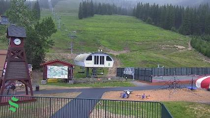 Schweitzer Mountain Resort: The Village (schweitzer.com)